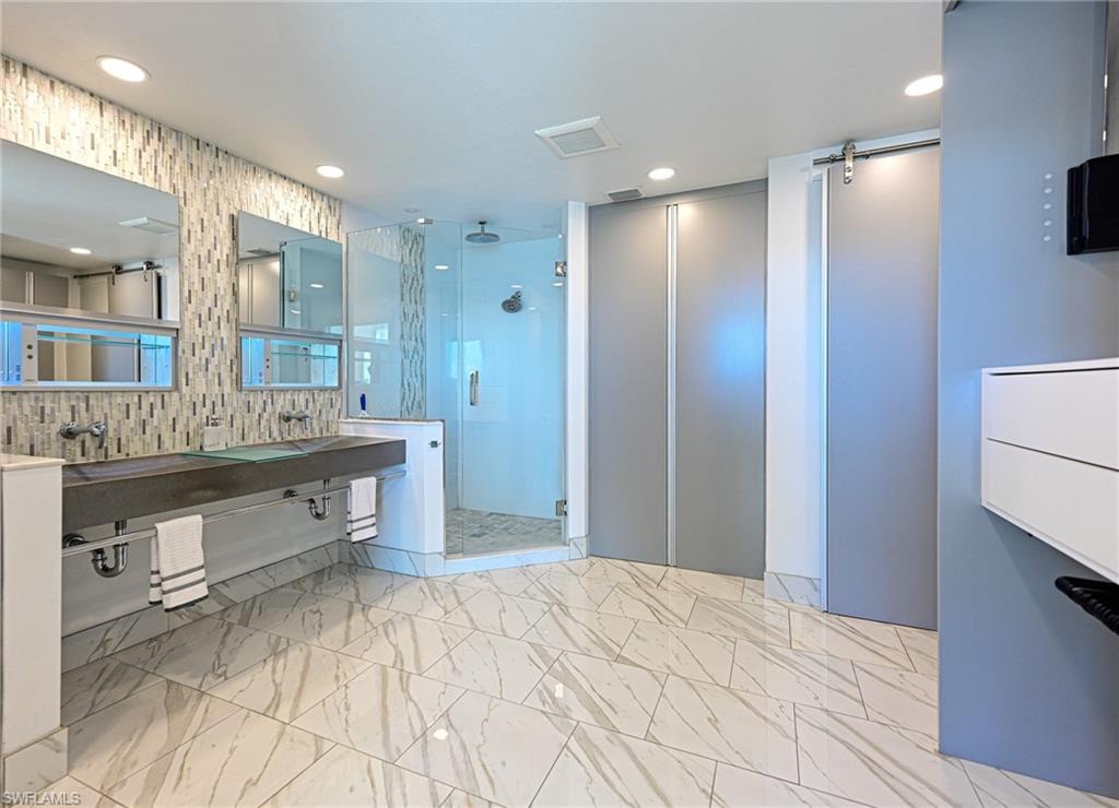 4975 Bonita Beach RD 106 photo 18