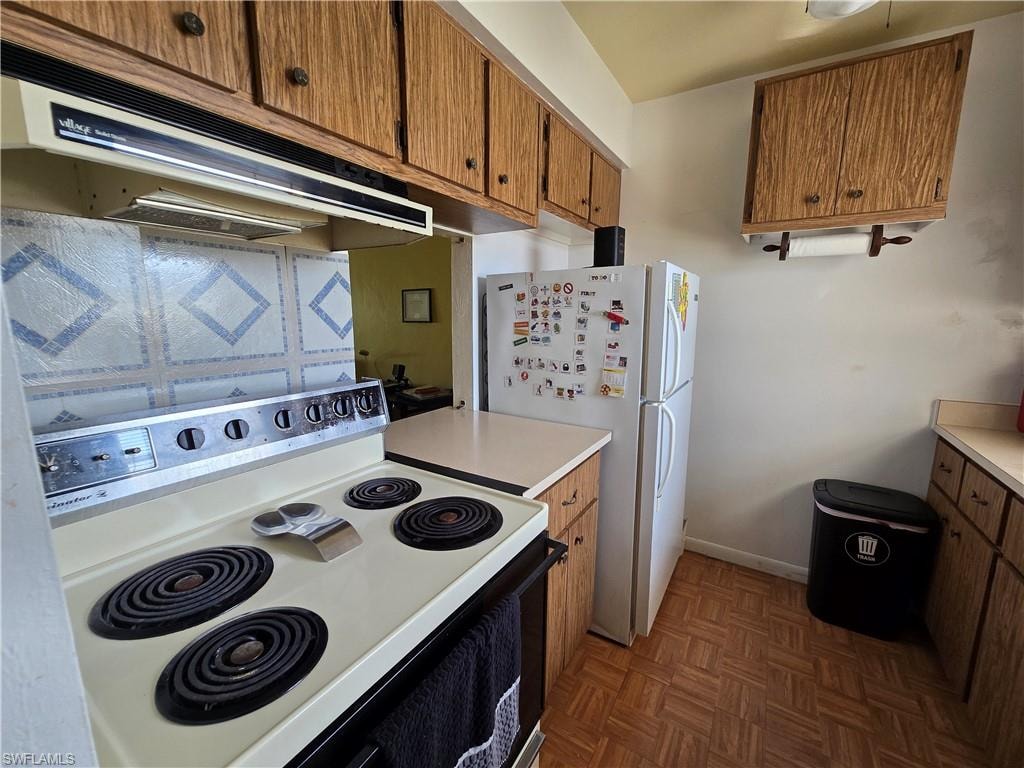 634 Joel BLVD photo 8