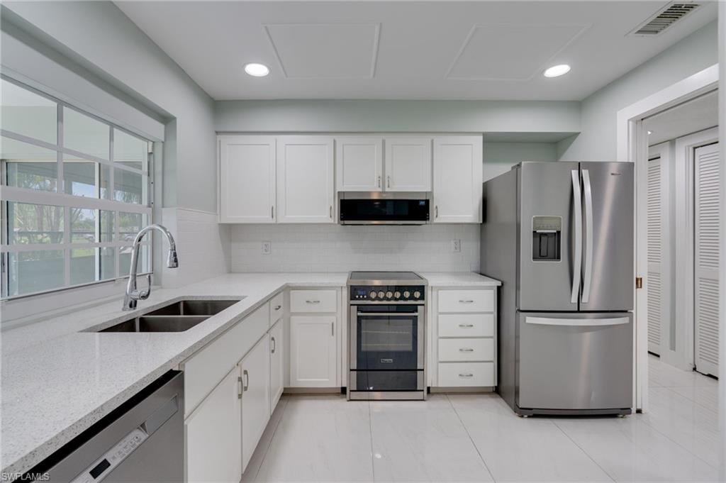 4100 Lakewood BLVD F30 photo 12