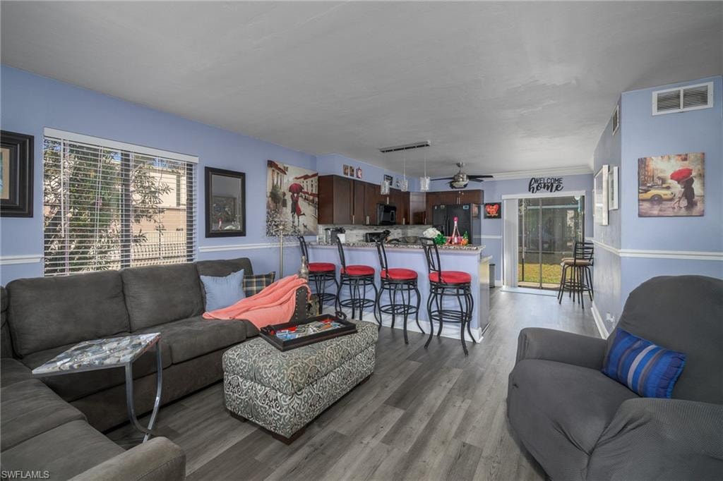 4903 Vincennes ST 110