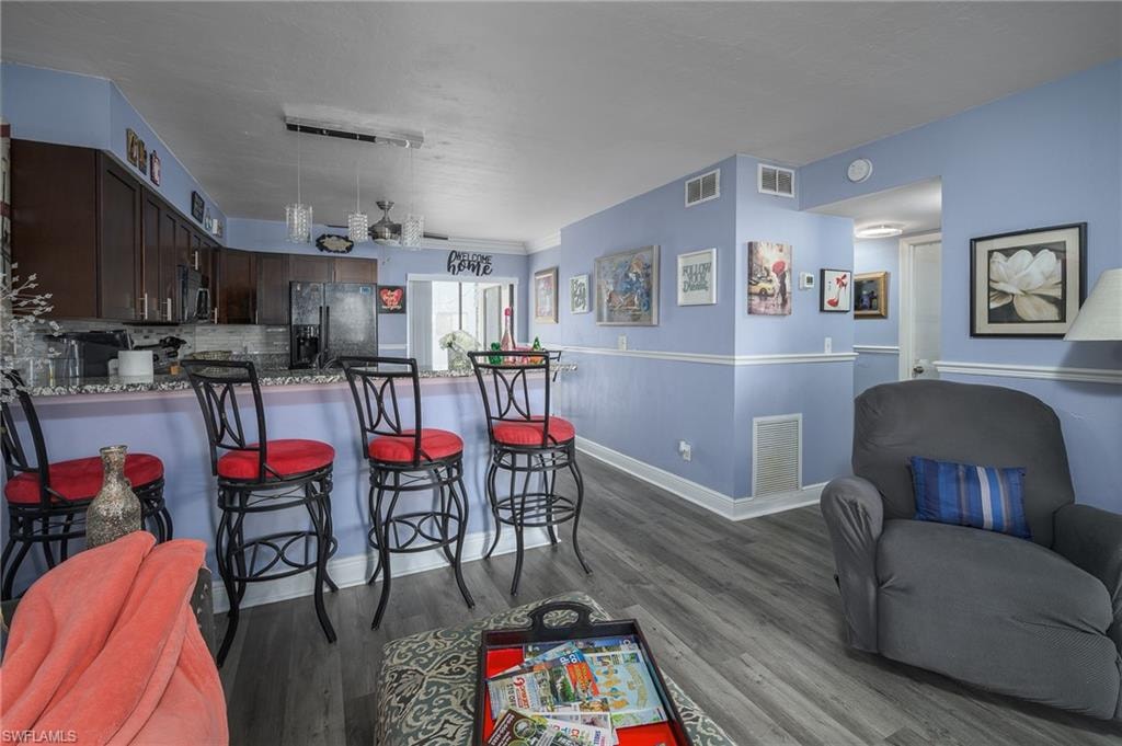 4903 Vincennes ST 110