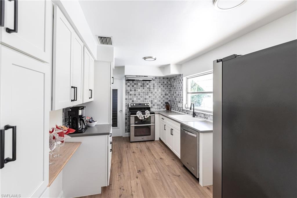 1437 Vendome CT
