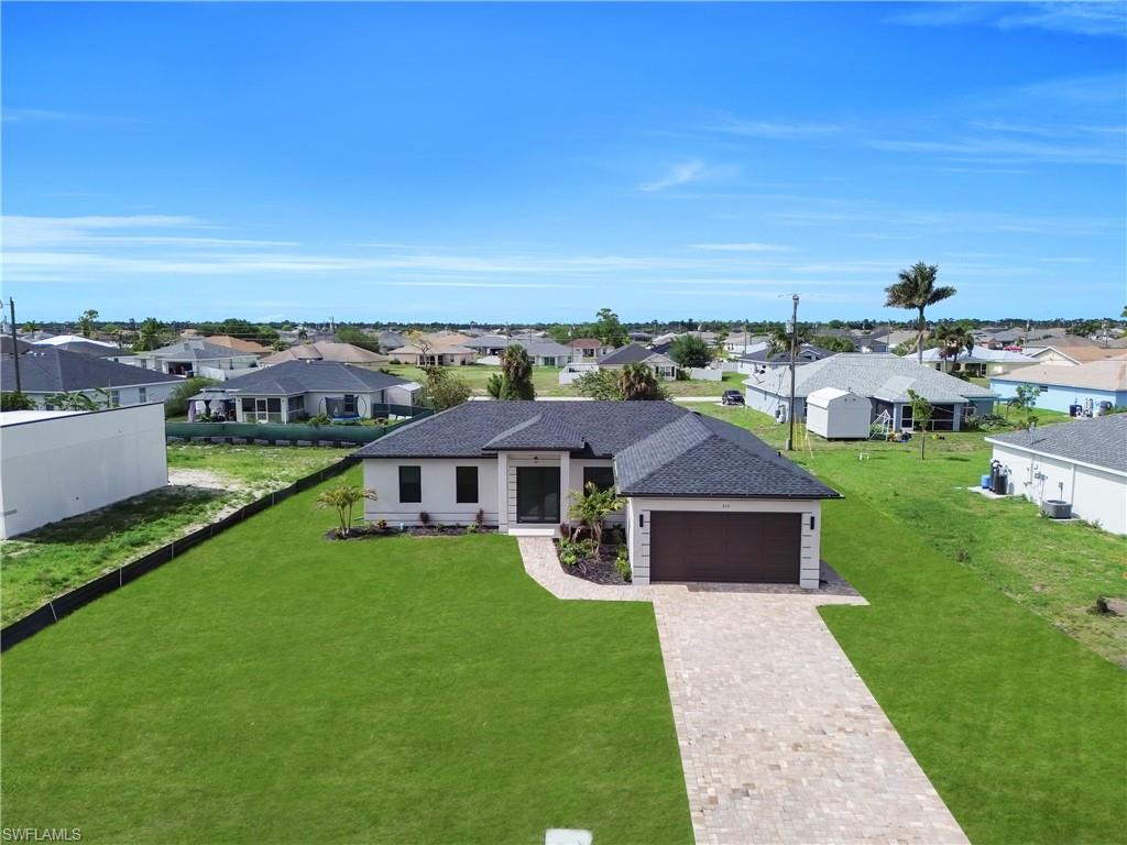 513 NW 25th TER