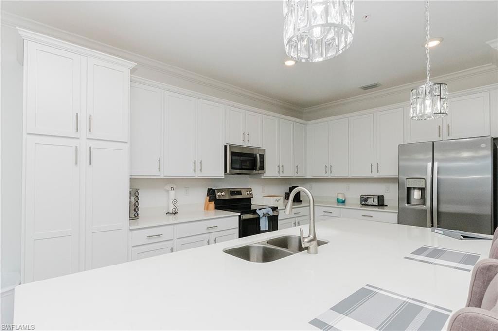 6046 National BLVD 441 photo 9