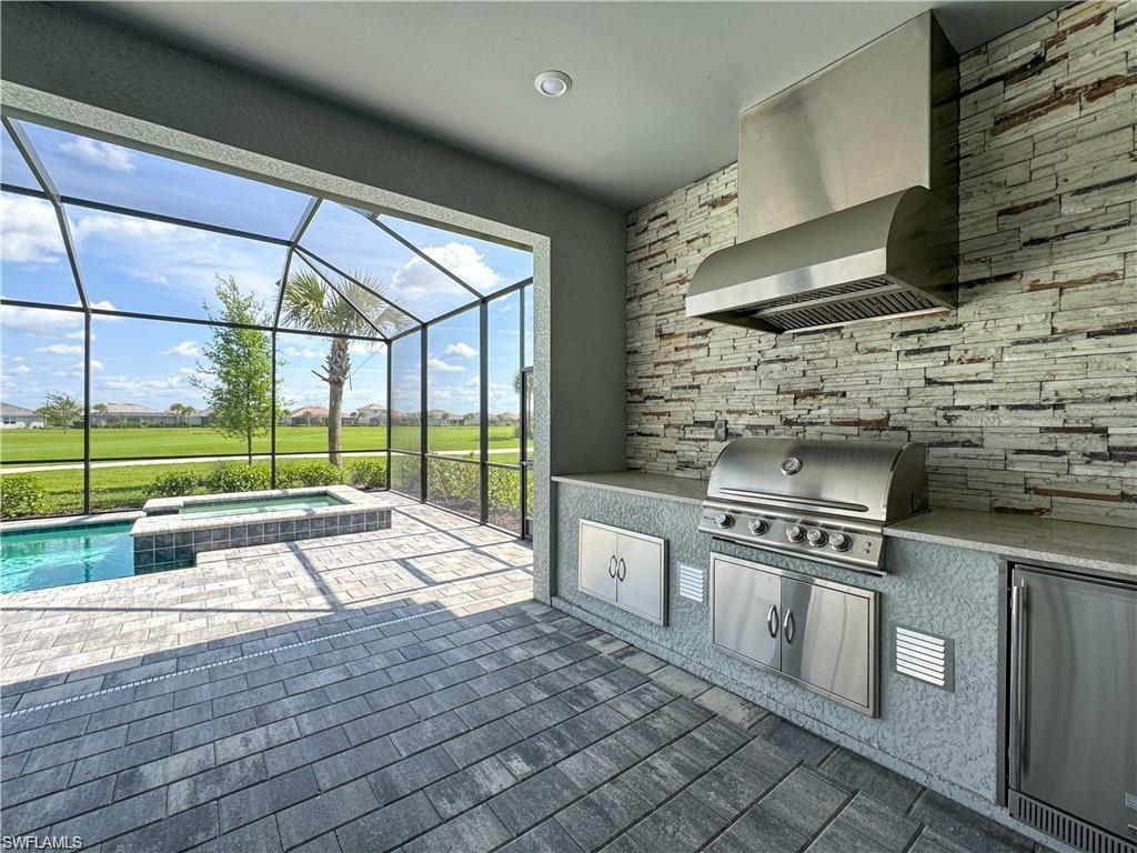 6082 Artisan CT photo 27