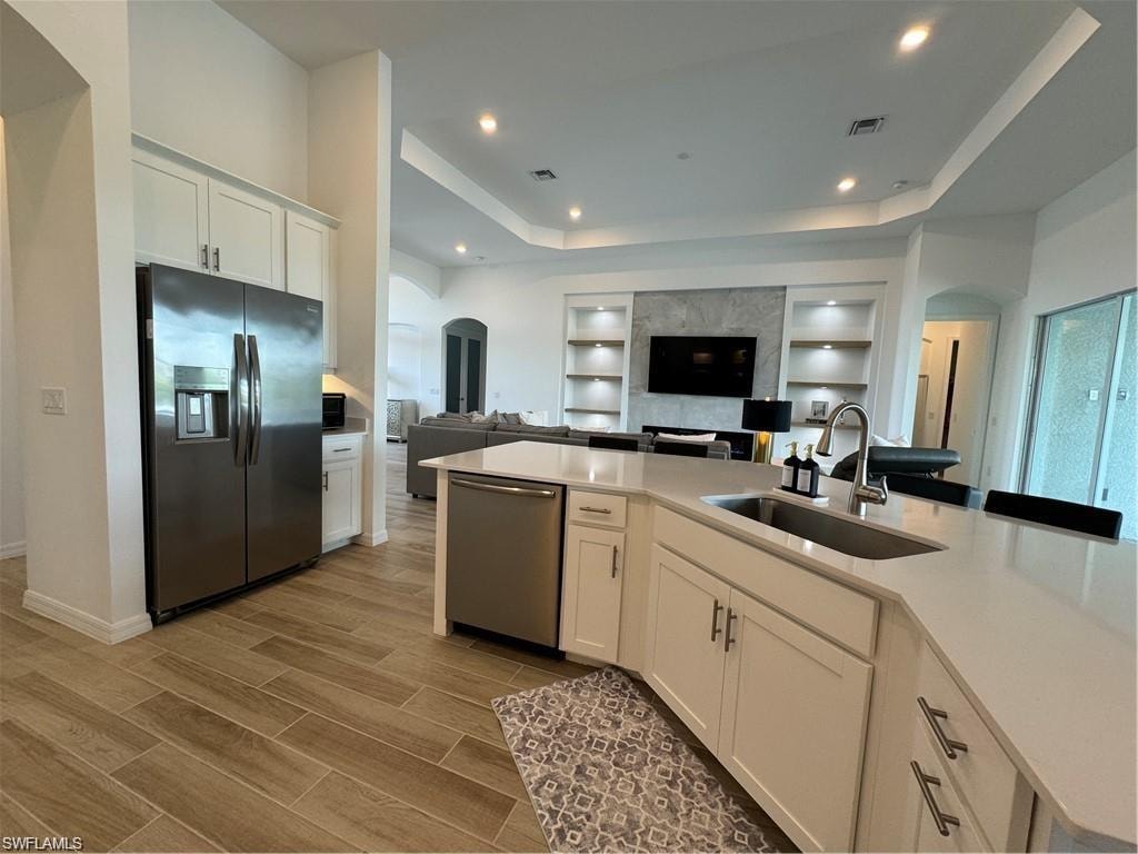 6082 Artisan CT photo 10