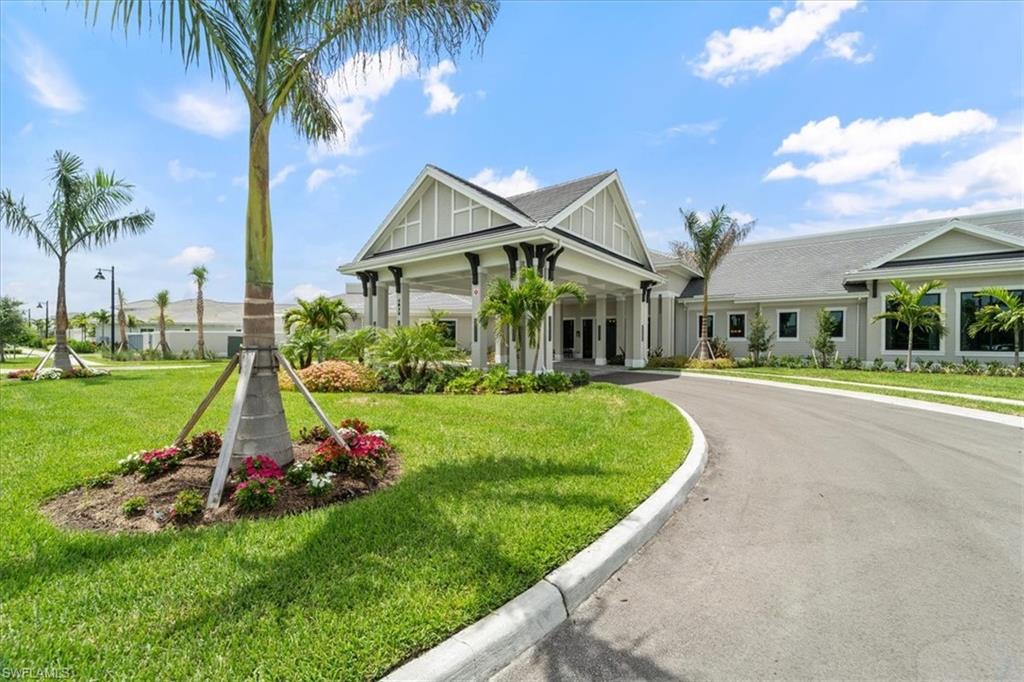 AMENITIES CLUBHOUSE