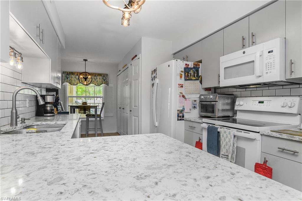 15475 Cedarwood LN 203 photo 14