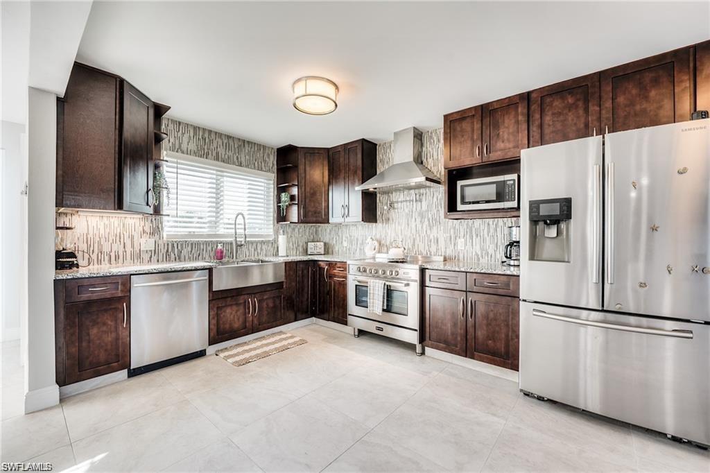 785 Rabbit RD