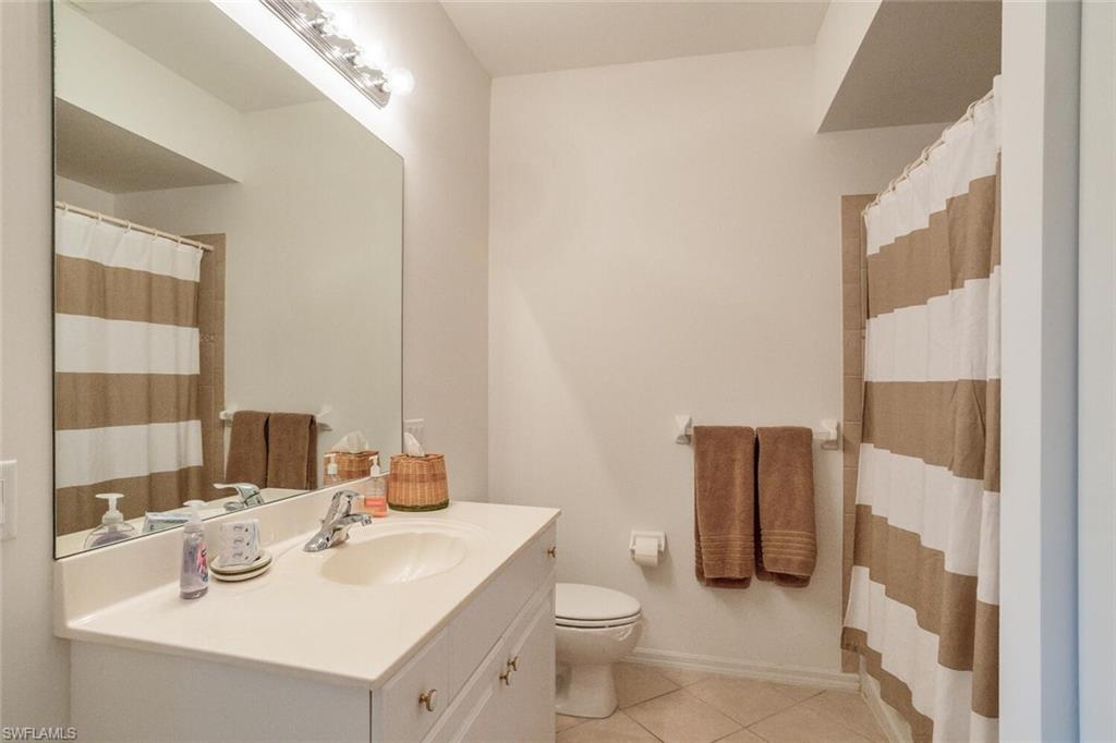 3980 Bishopwood CT E 204 photo 17