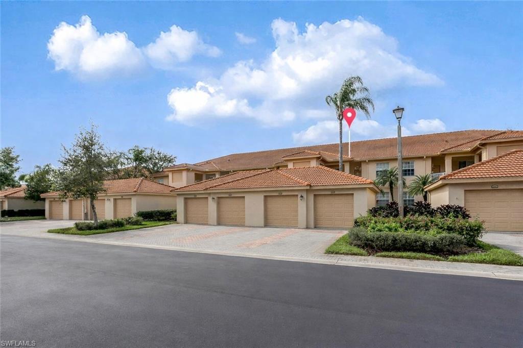3980 Bishopwood CT E 204