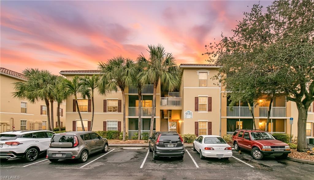 4121 Residence DR 303