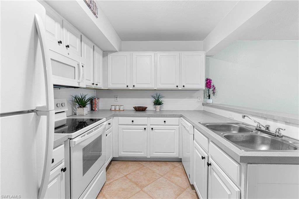 4121 Residence DR 303 photo 16