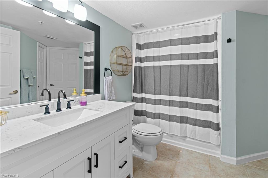 4121 Residence DR 303 photo 12