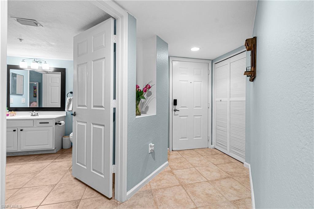 4121 Residence DR 303 photo 22