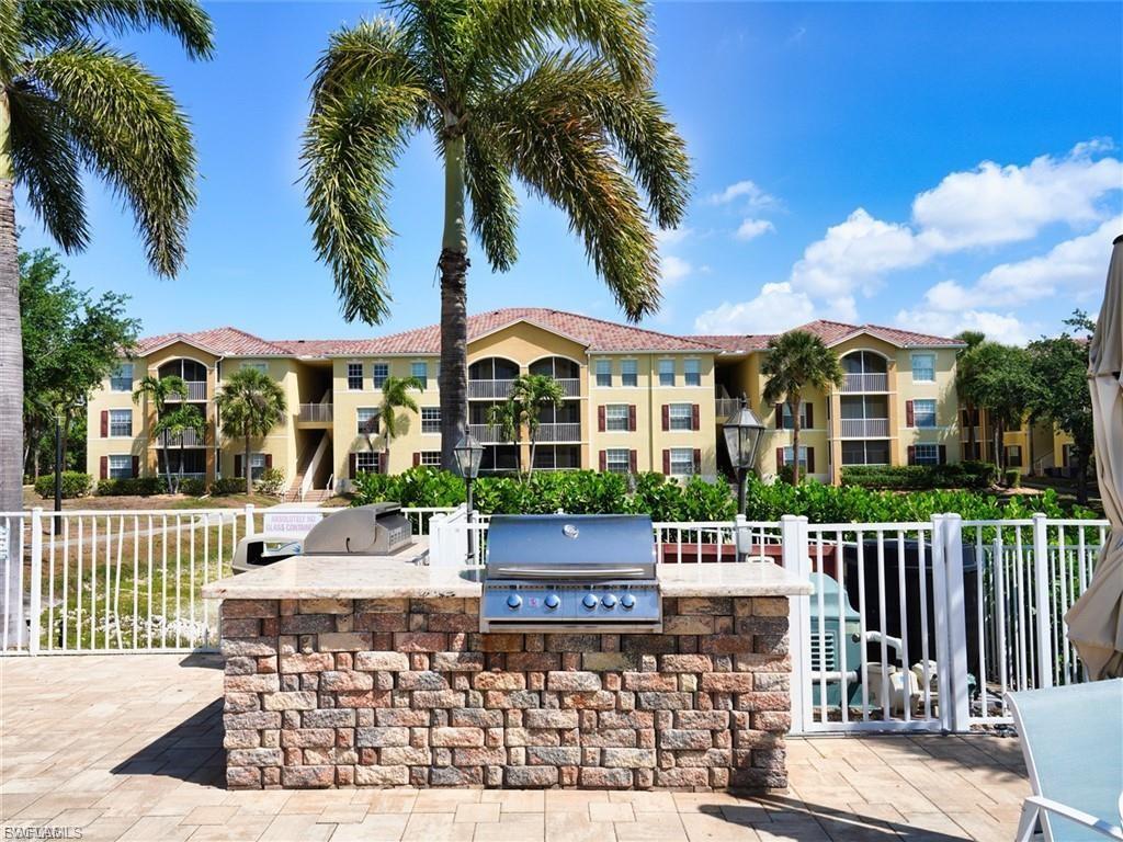 4121 Residence DR 303