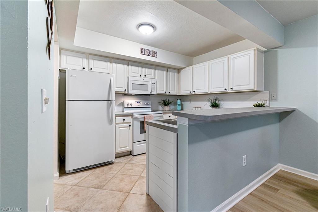 4121 Residence DR 303 photo 24
