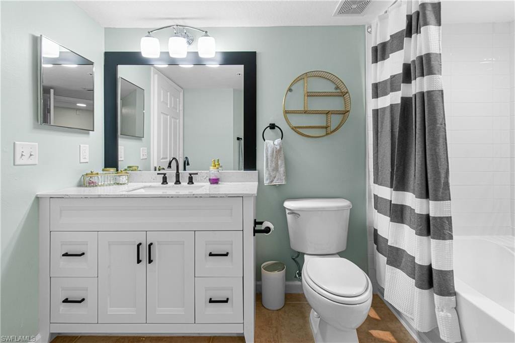 4121 Residence DR 303 photo 11
