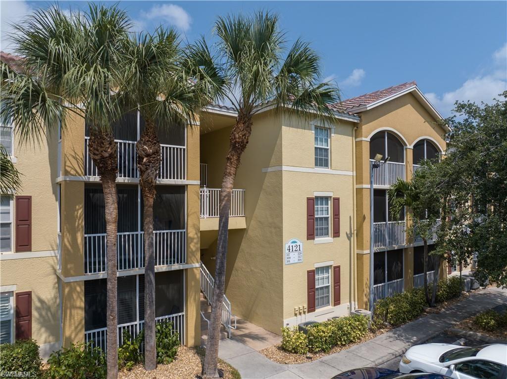 4121 Residence DR 303 photo 8