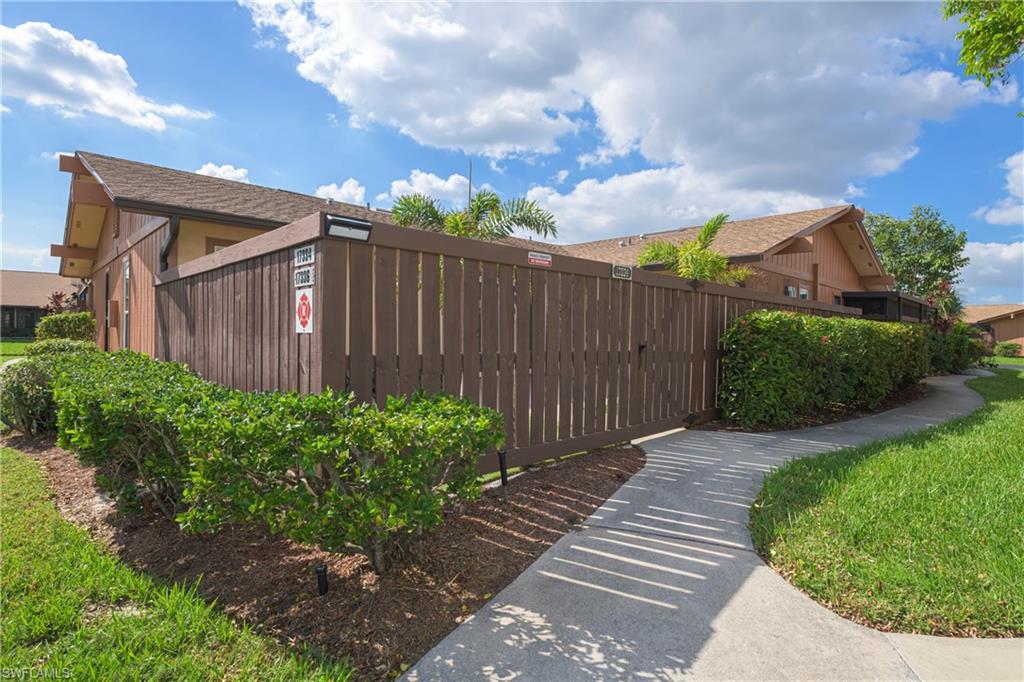 17334 Birchwood LN photo 10