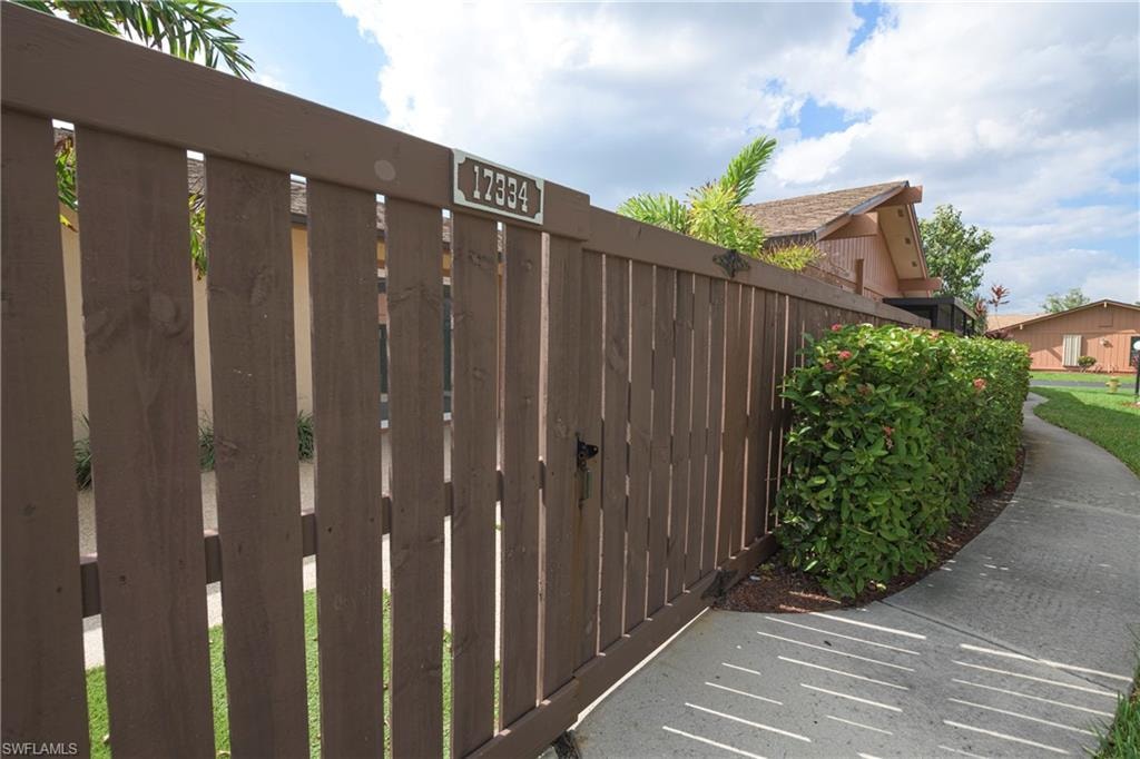 17334 Birchwood LN photo 29