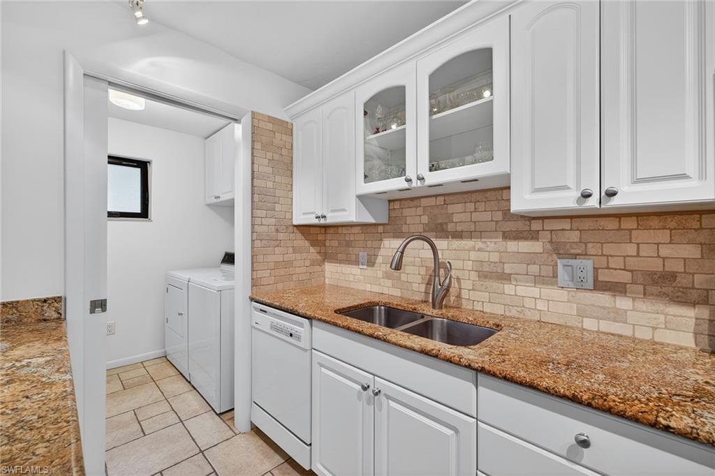 788 Park Shore DR C25 photo 12