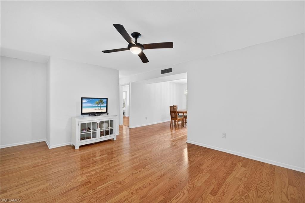 788 Park Shore DR C25 photo 9