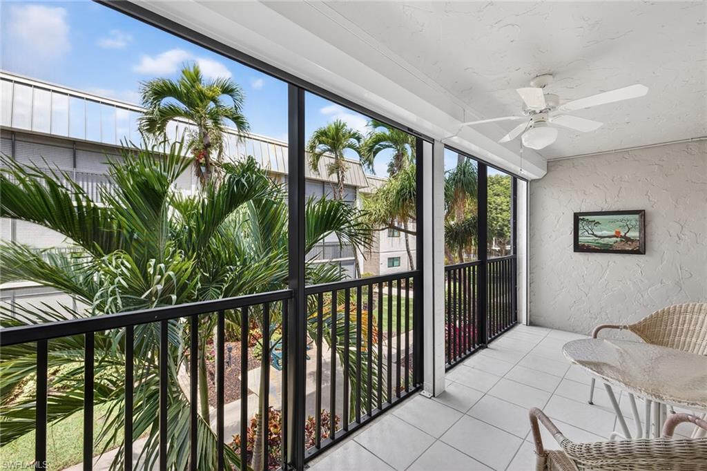 788 Park Shore DR C25 photo 11