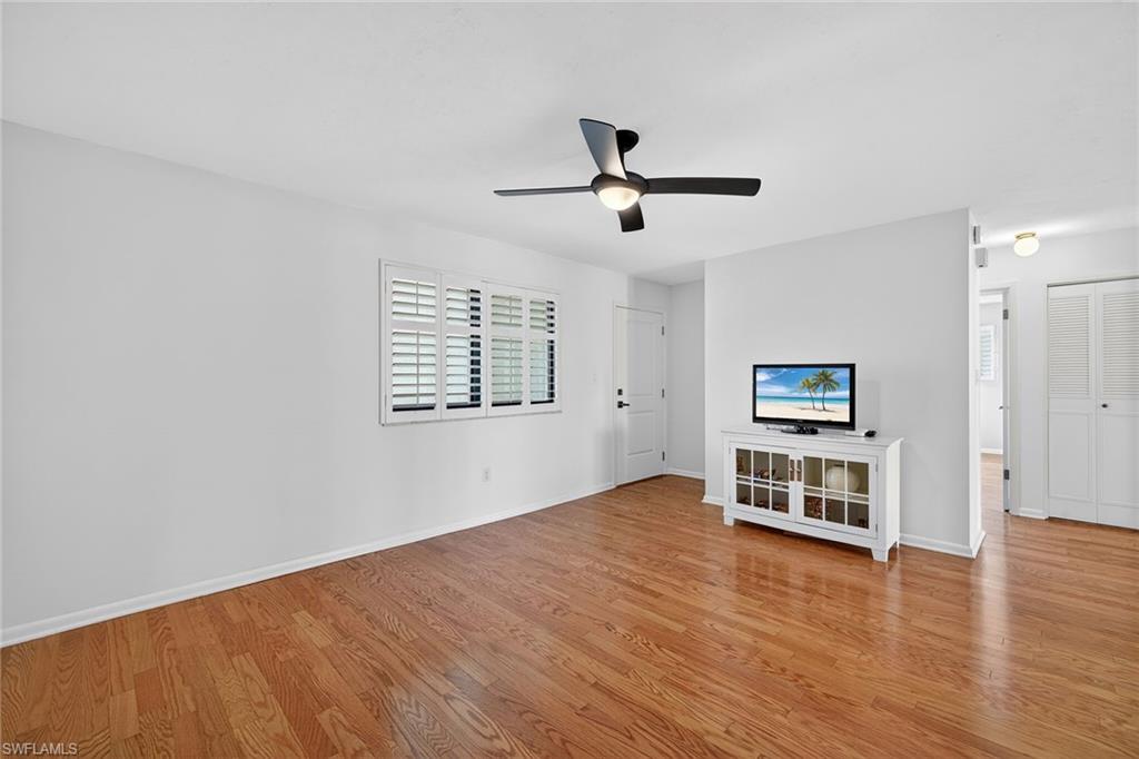 788 Park Shore DR C25 photo 8
