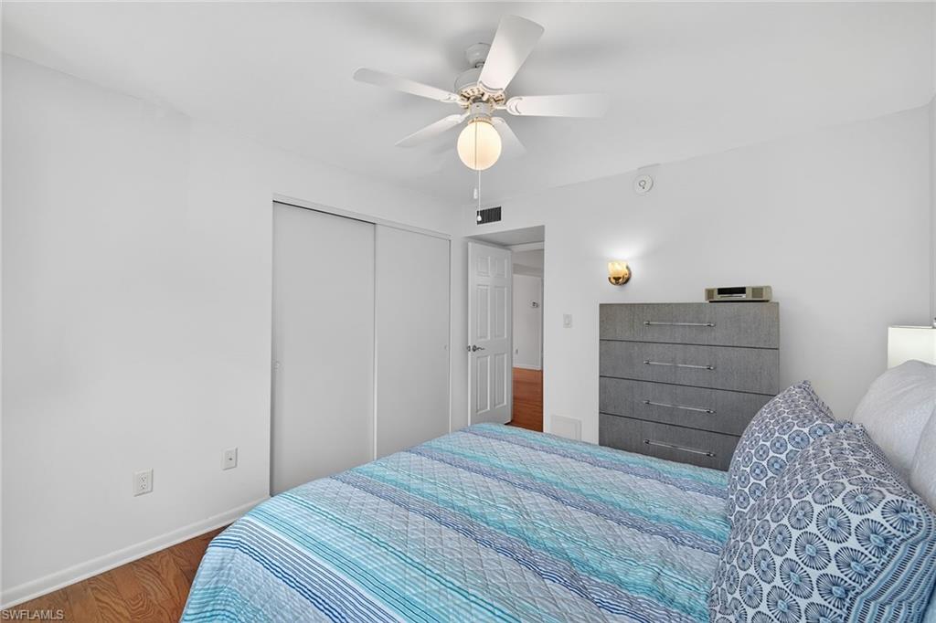 788 Park Shore DR C25 photo 21