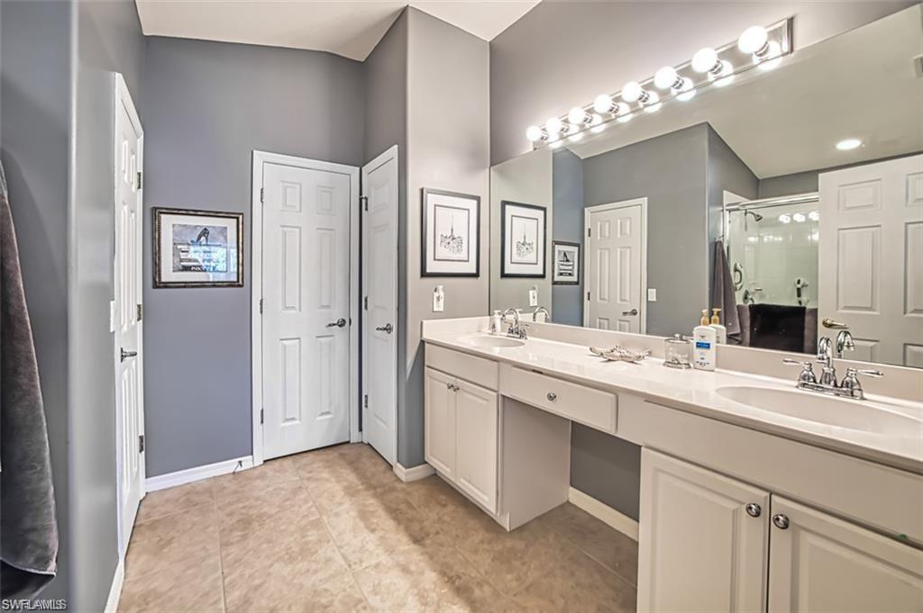 10092 Oakhurst WAY photo 17