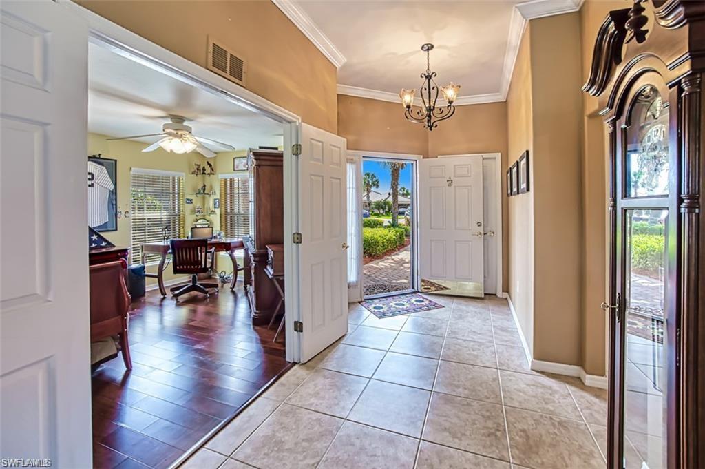 10092 Oakhurst WAY
