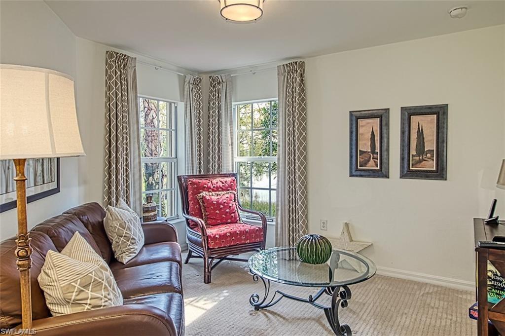 10072 Oakhurst WAY photo 11