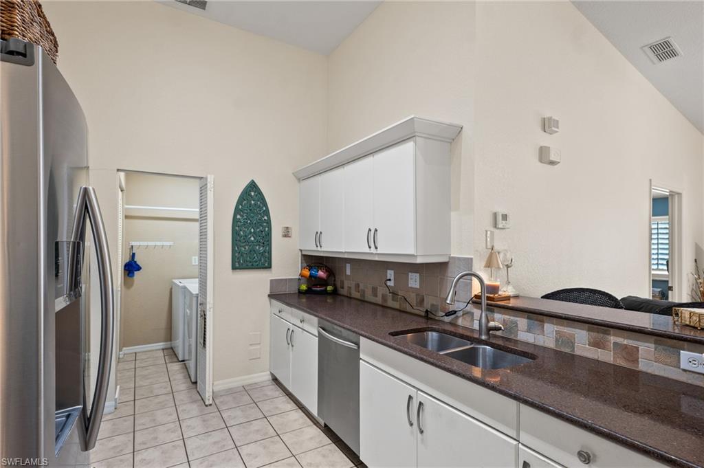 27079 Matheson AVE 207 photo 10