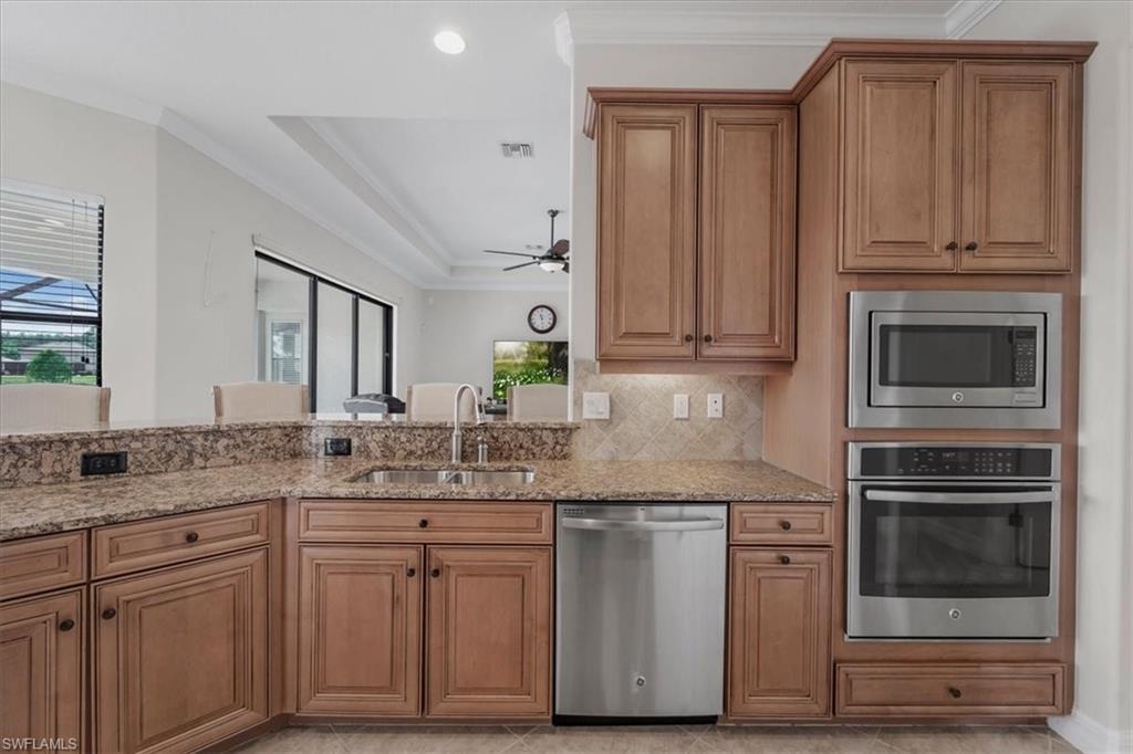 11015 Longwing DR photo 9