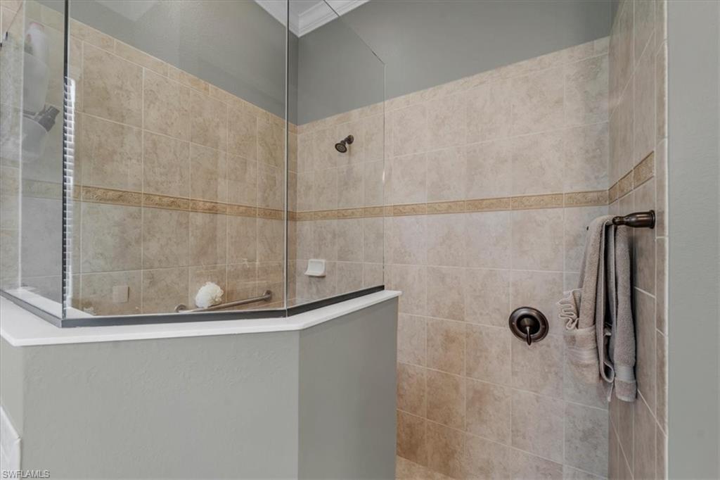 11015 Longwing DR photo 29