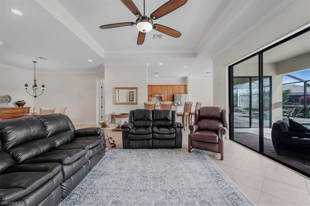 11015 Longwing DR