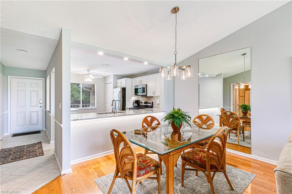 3655 Amberly CIR A302 photo 8