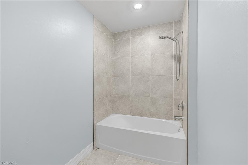 1012 Calvin AVE photo 24