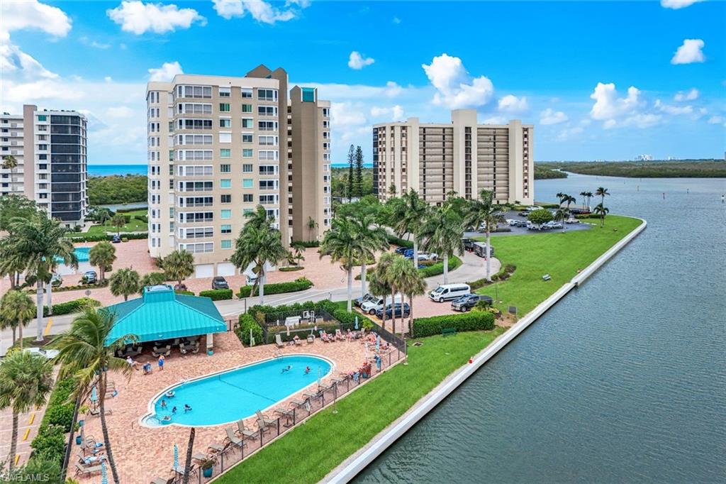 21 Bluebill AVE B905