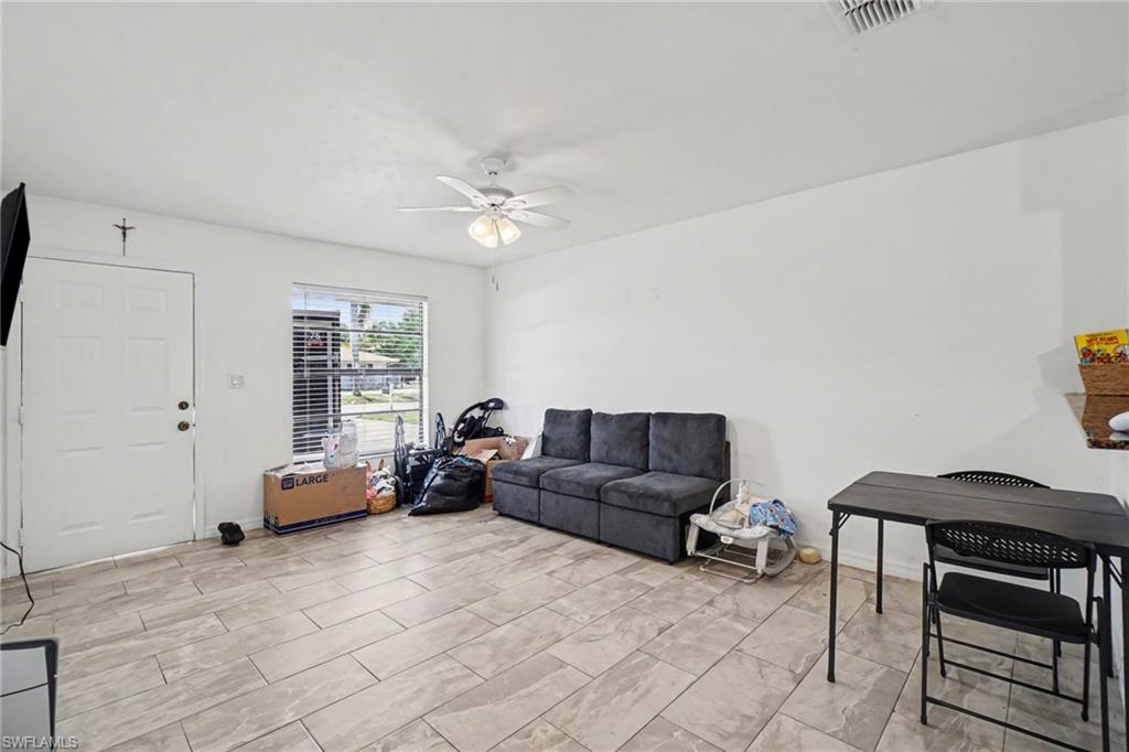2210 Iris way