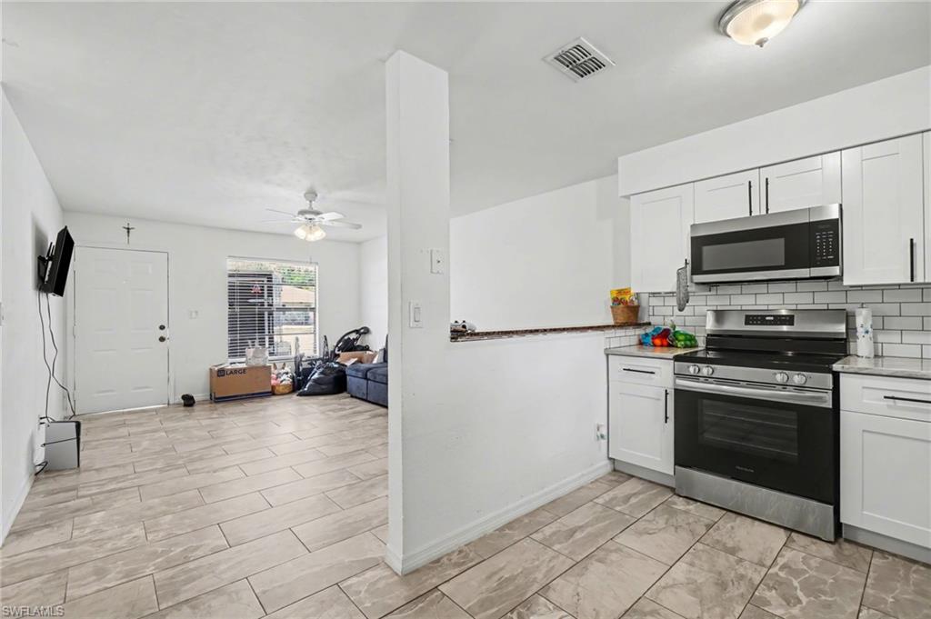 2210 Iris way