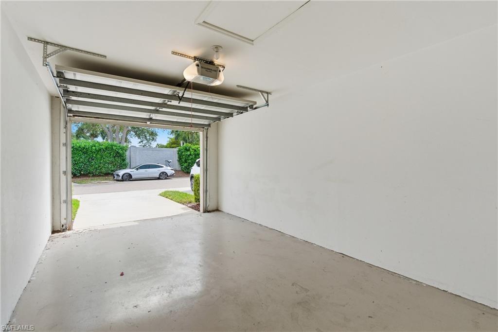 26841 Clarkston DR 105 photo 41