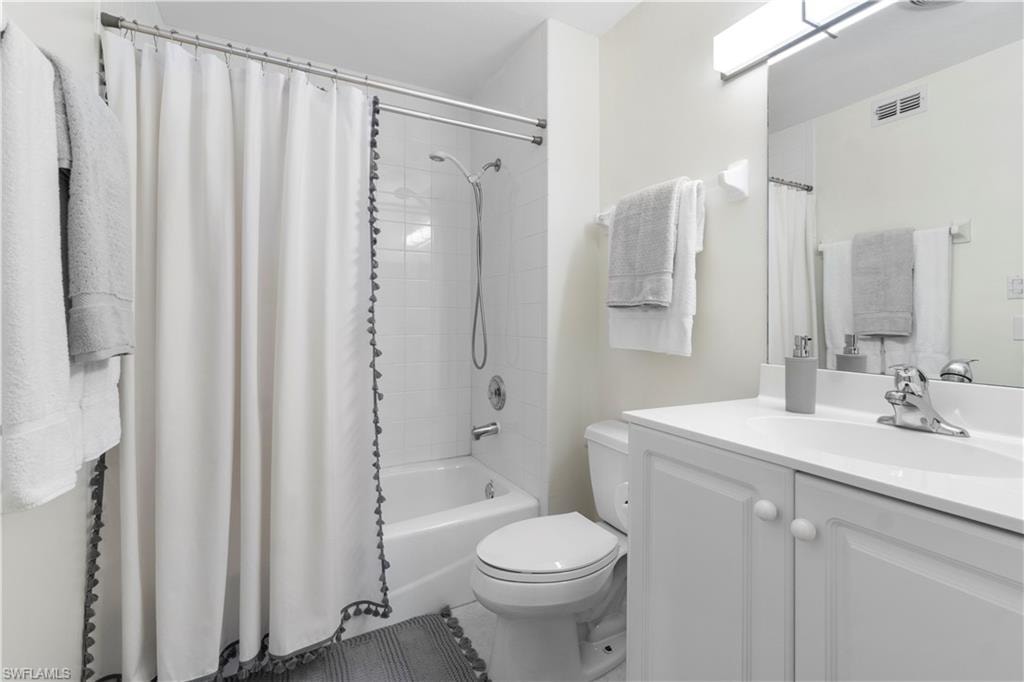 290 4th ST S 202 photo 14