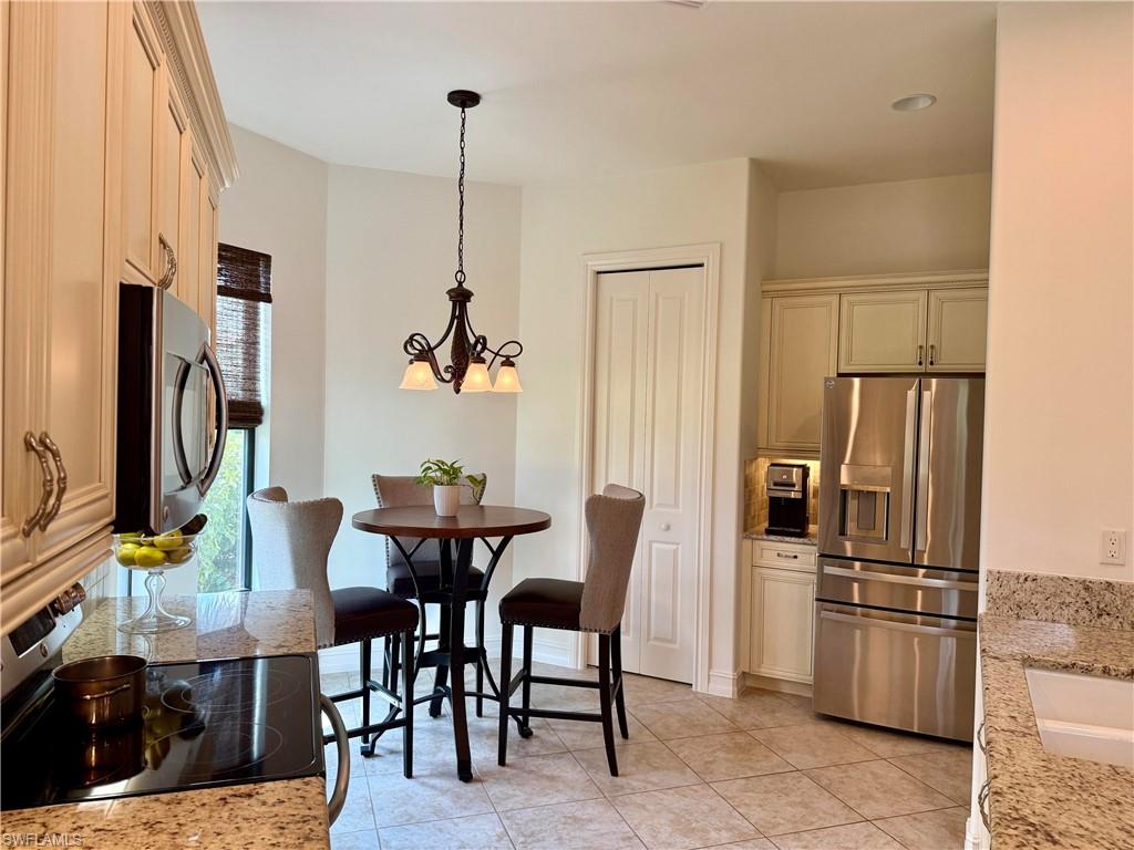 7476 Moorgate Point WAY photo 7