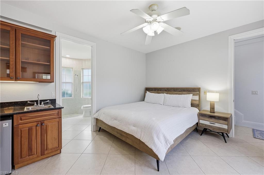 1st floor - 2nd Bedroom in Casita with mini wetbar