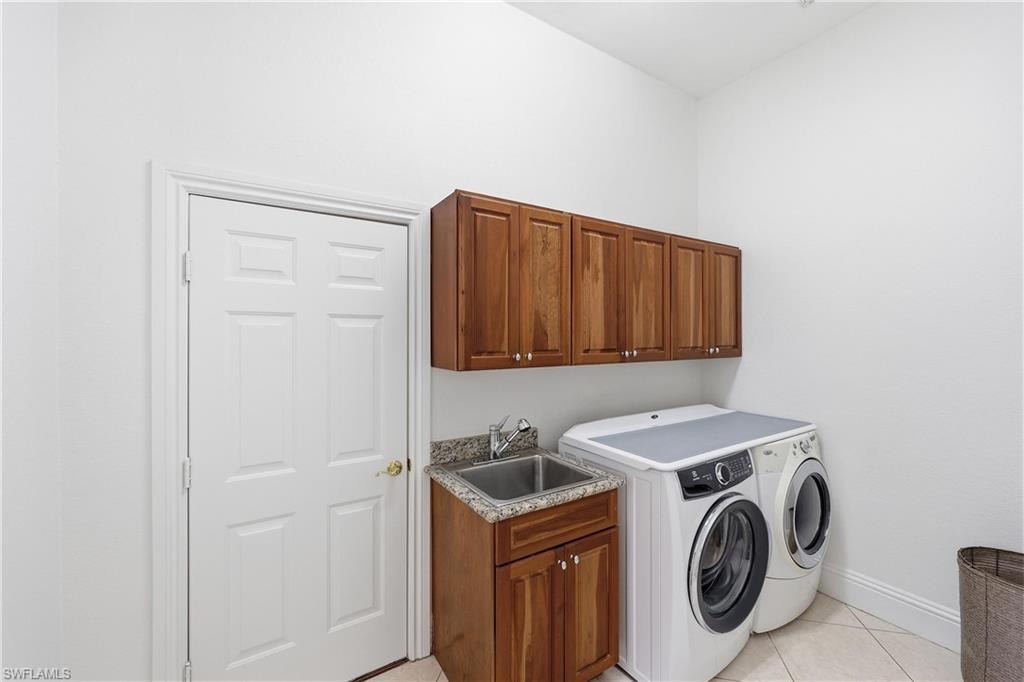 2844 Coco Lakes DR photo 21