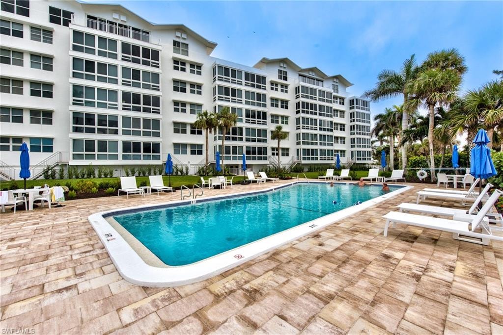 2121 Gulfshore BLVD N 503 photo 13