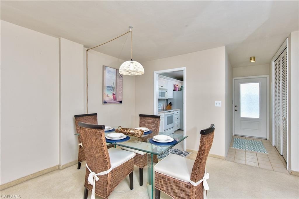 2121 Gulfshore BLVD N 503 photo 7