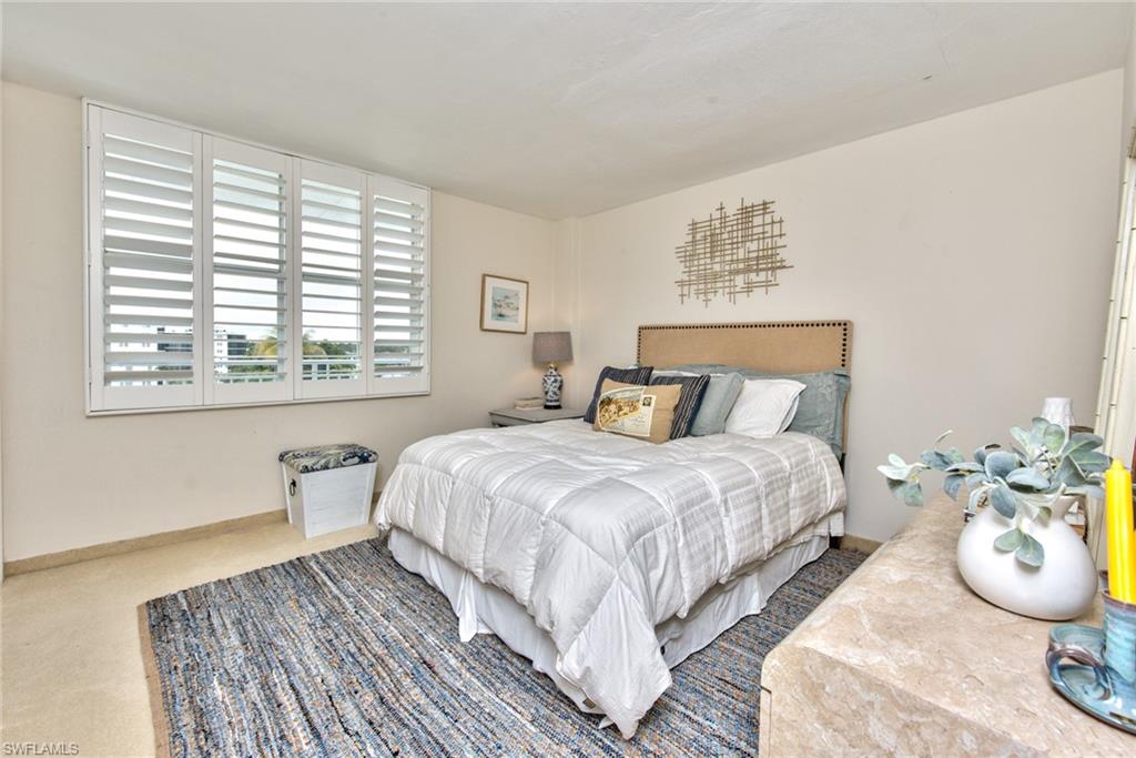 2121 Gulfshore BLVD N 503 photo 9